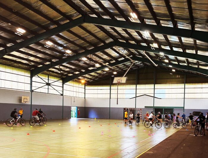 Dix heures non-stop de mobilité vélo avec des lycéens