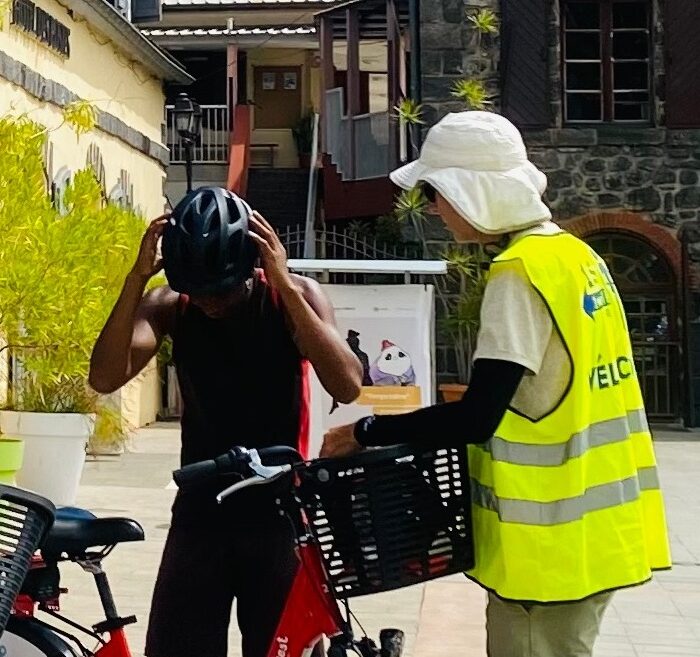 Le casque, sujet polémique